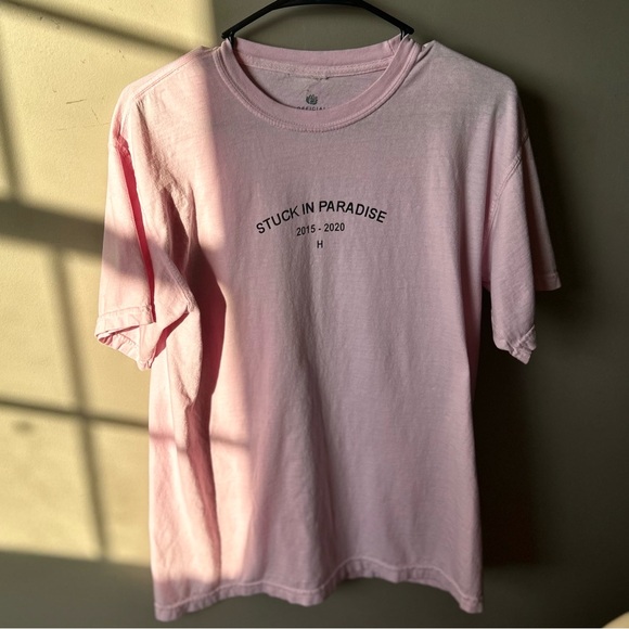 Hot Topic Halsey Stuck In Paradise T-shirt - Picture 2 of 3